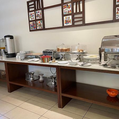 Hotel Gardenia Inn Сан-Сальвадор Экстерьер фото