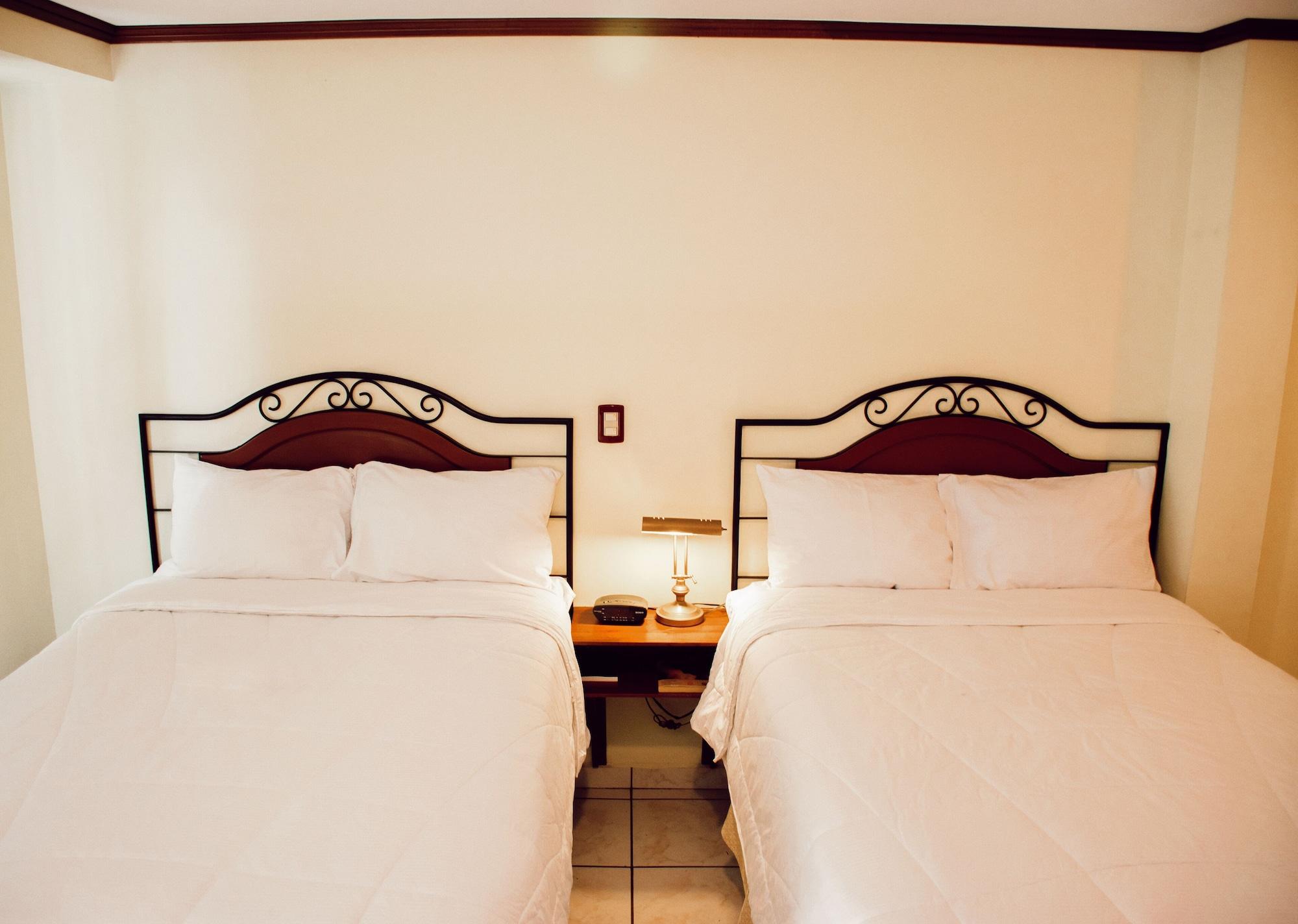 Hotel Gardenia Inn Сан-Сальвадор Экстерьер фото